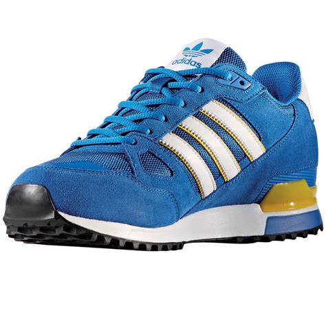 adidas hellblaue schuhe|Adidas blue shoes.